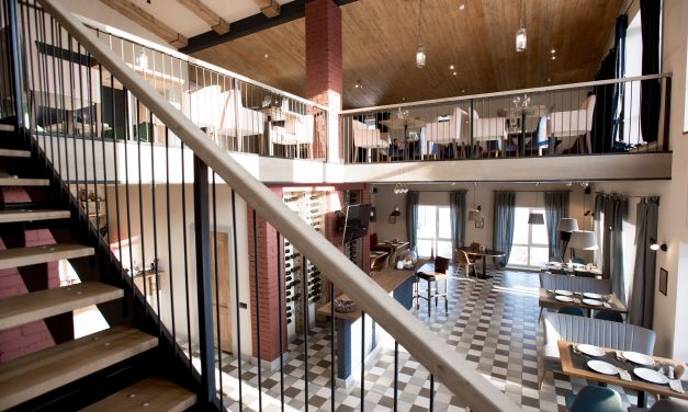 A Restaurant With a UVC-lit Lobby